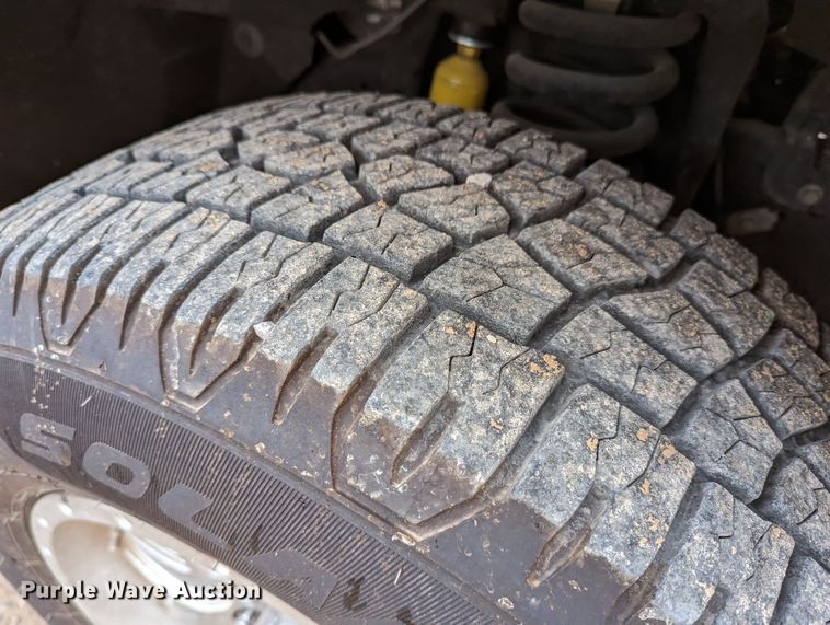 image for item LP9260 2016 Ford F350 Super Duty XL  utility bed pickup truck