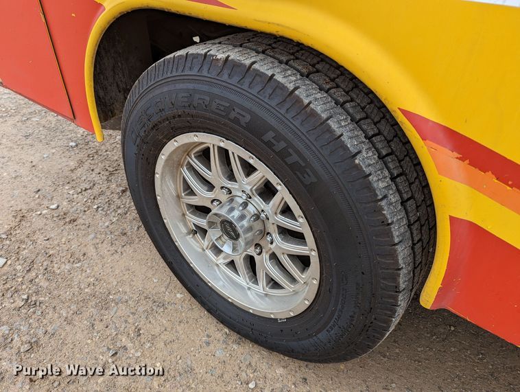 image for item LP9260 2016 Ford F350 Super Duty XL  utility bed pickup truck