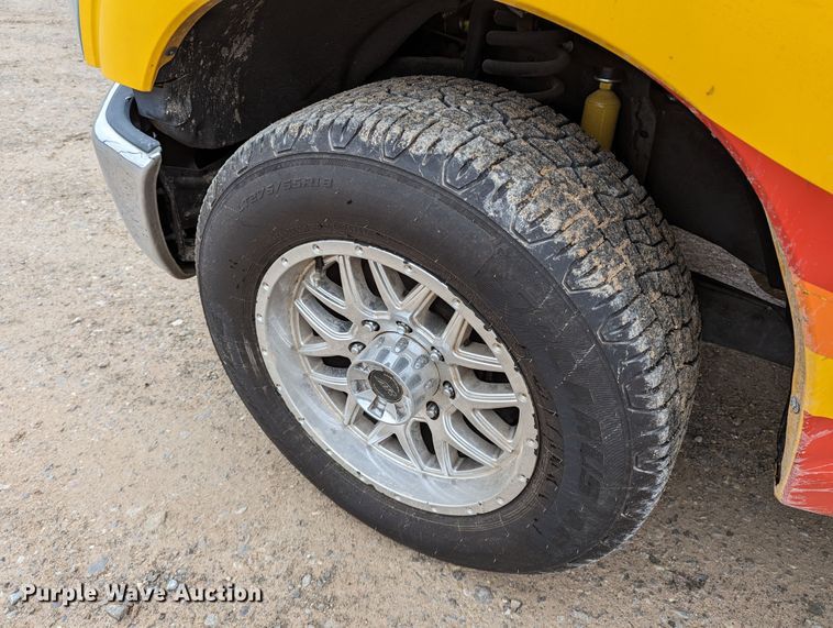 image for item LP9260 2016 Ford F350 Super Duty XL  utility bed pickup truck