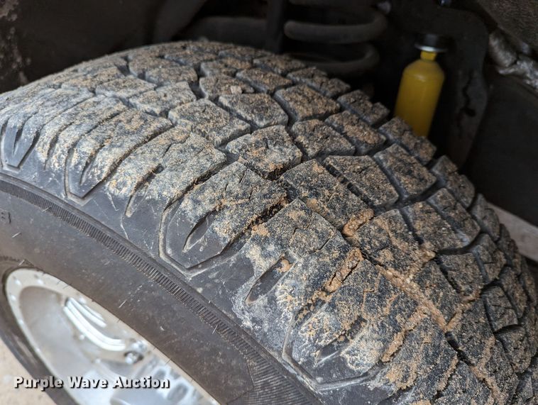 image for item LP9260 2016 Ford F350 Super Duty XL  utility bed pickup truck