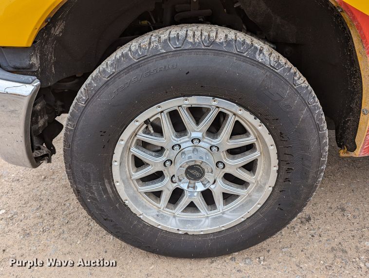 image for item LP9260 2016 Ford F350 Super Duty XL  utility bed pickup truck