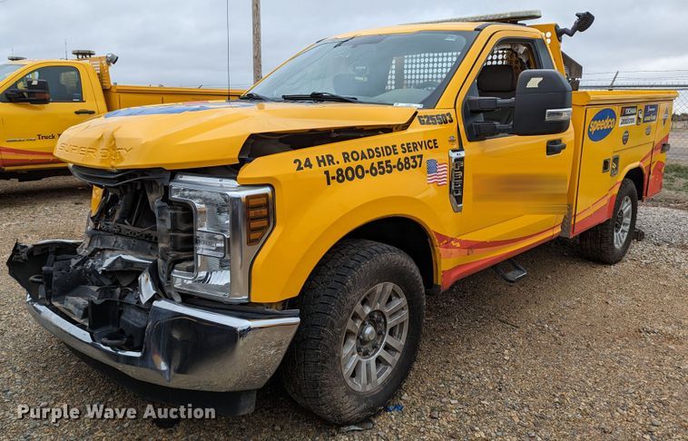 image for item LP9261 2019 Ford F350 Super Duty XL  utility bed pickup truck