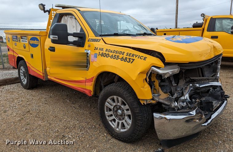 image for item LP9261 2019 Ford F350 Super Duty XL  utility bed pickup truck