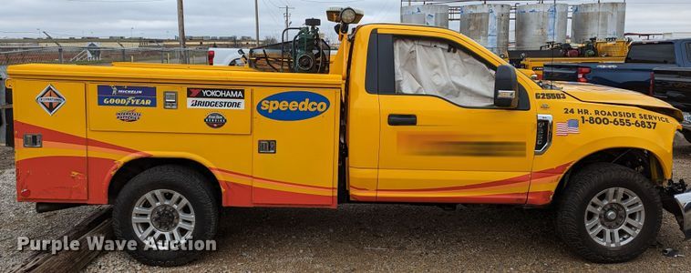 image for item LP9261 2019 Ford F350 Super Duty XL  utility bed pickup truck