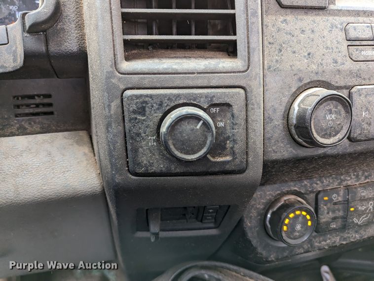 image for item LP9261 2019 Ford F350 Super Duty XL  utility bed pickup truck