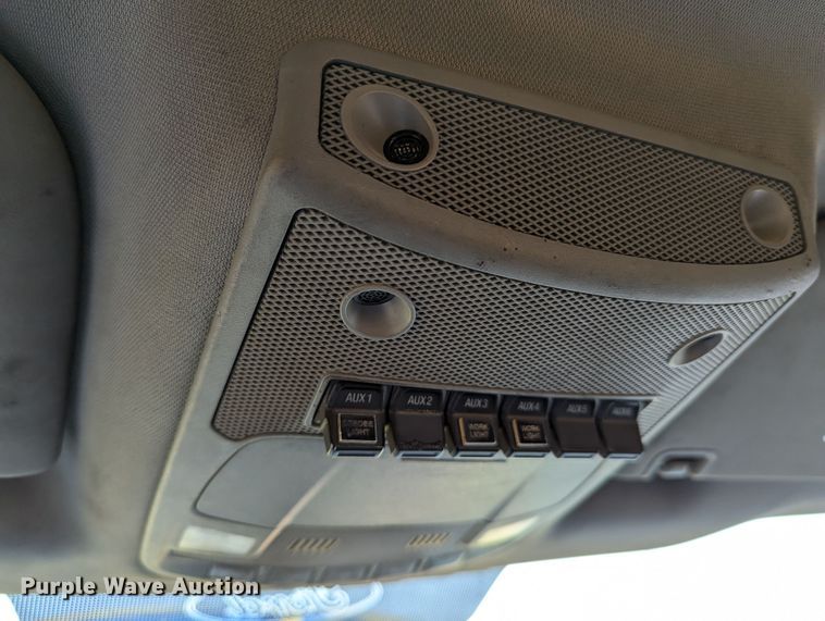 image for item LP9261 2019 Ford F350 Super Duty XL  utility bed pickup truck