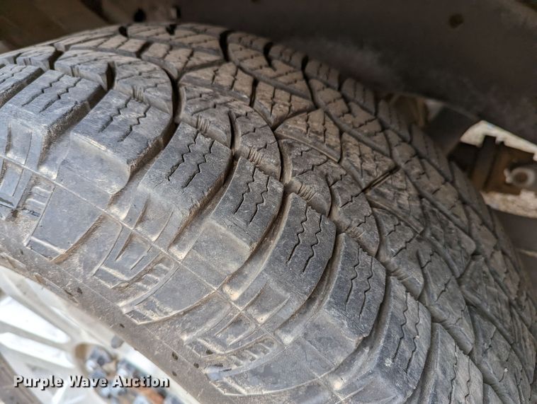 image for item LP9261 2019 Ford F350 Super Duty XL  utility bed pickup truck