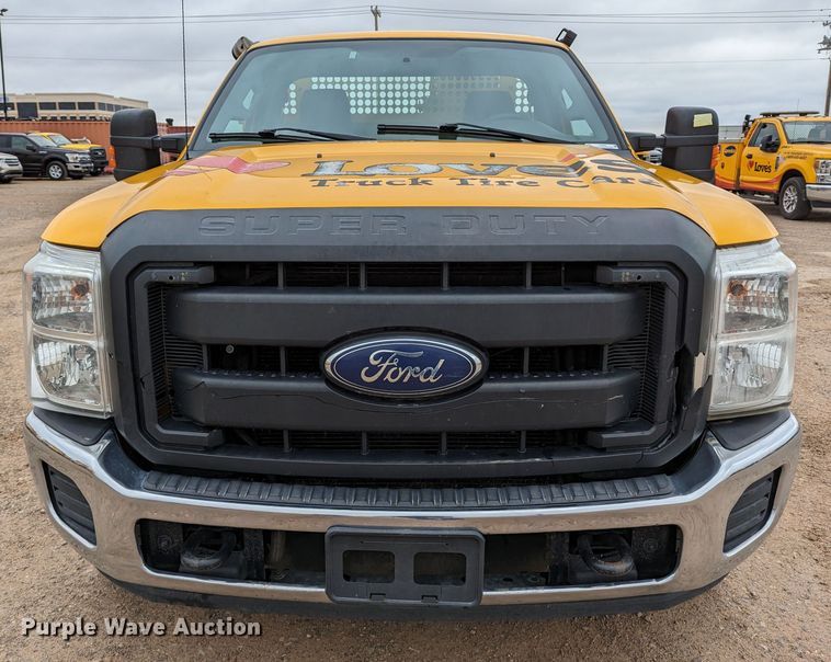 image for item LP9262 2016 Ford F350 Super Duty XL  utility bed pickup truck