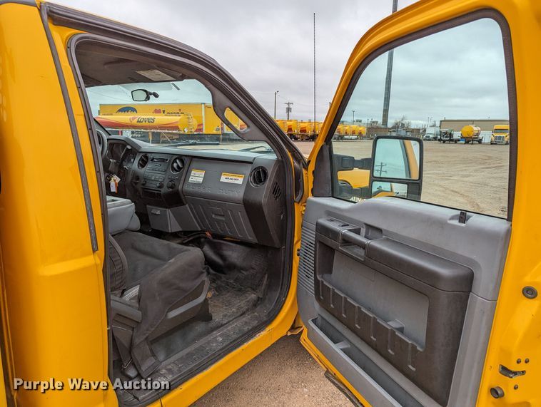 image for item LP9262 2016 Ford F350 Super Duty XL  utility bed pickup truck