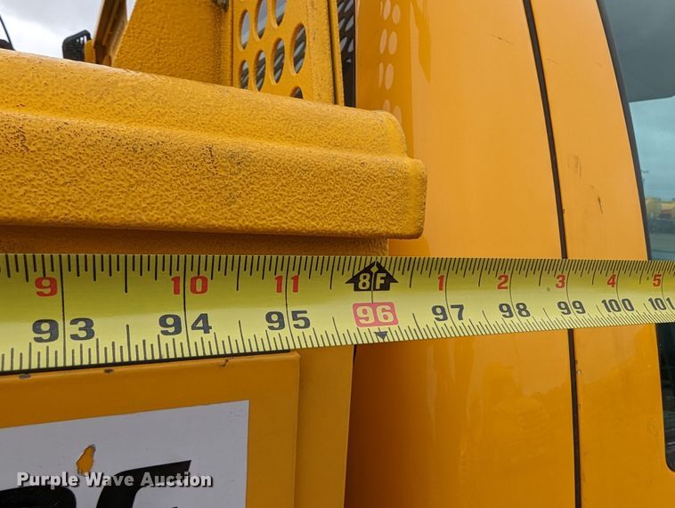 image for item LP9262 2016 Ford F350 Super Duty XL  utility bed pickup truck