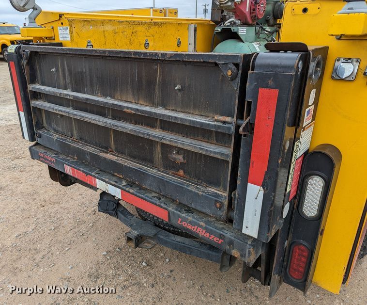 image for item LP9262 2016 Ford F350 Super Duty XL  utility bed pickup truck