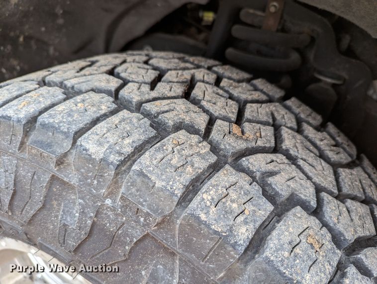 image for item LP9262 2016 Ford F350 Super Duty XL  utility bed pickup truck