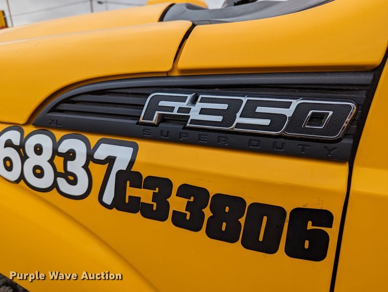 image for item LP9262 2016 Ford F350 Super Duty XL  utility bed pickup truck