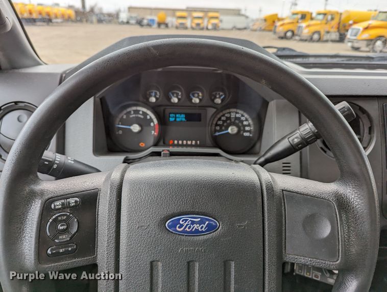 image for item LP9263 2016 Ford F350 Super Duty XL  utility bed pickup truck