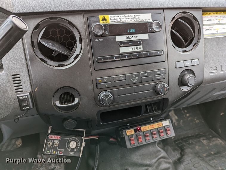 image for item LP9263 2016 Ford F350 Super Duty XL  utility bed pickup truck