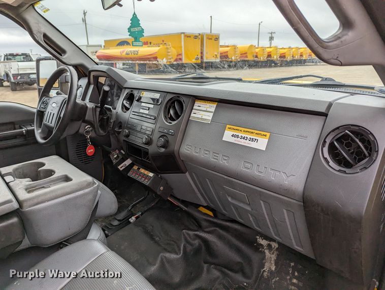 image for item LP9263 2016 Ford F350 Super Duty XL  utility bed pickup truck