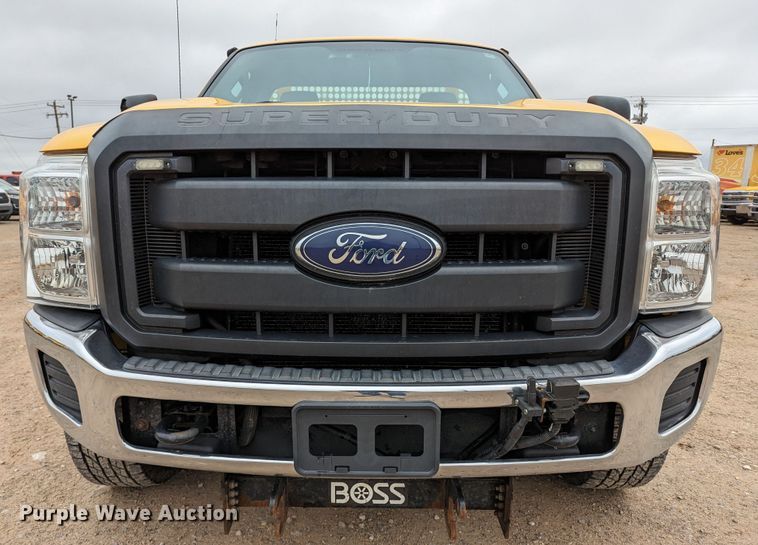 image for item LP9263 2016 Ford F350 Super Duty XL  utility bed pickup truck