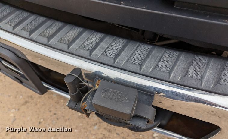 image for item LP9263 2016 Ford F350 Super Duty XL  utility bed pickup truck