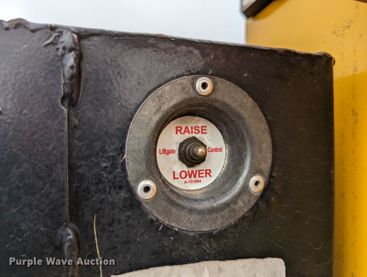 image for item LP9263 2016 Ford F350 Super Duty XL  utility bed pickup truck