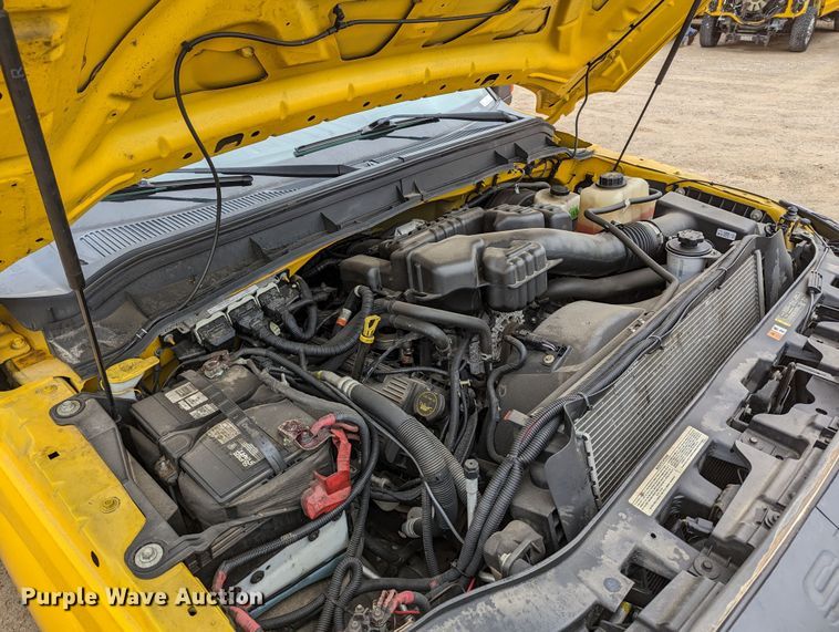 image for item LP9263 2016 Ford F350 Super Duty XL  utility bed pickup truck