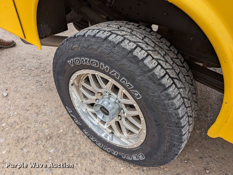 image for item LP9263 2016 Ford F350 Super Duty XL  utility bed pickup truck