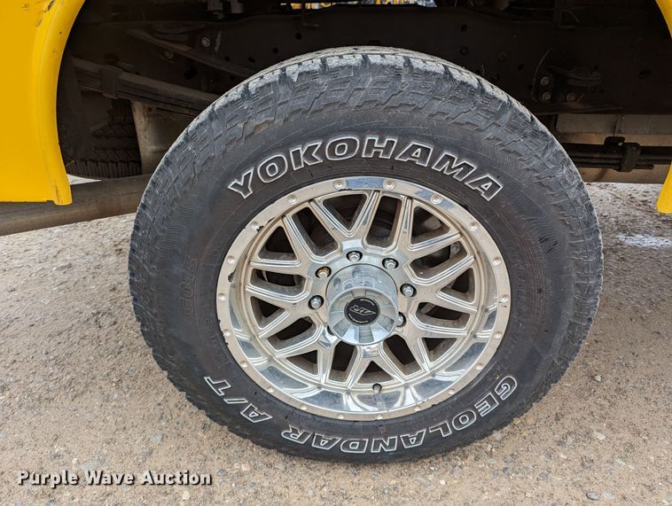 image for item LP9263 2016 Ford F350 Super Duty XL  utility bed pickup truck