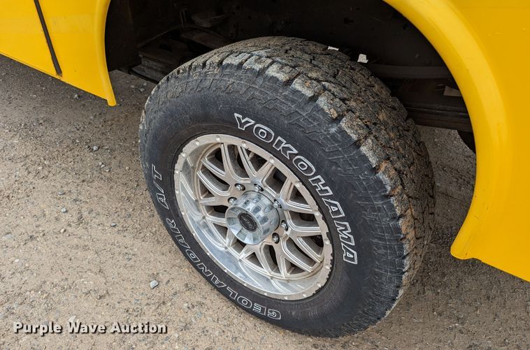 image for item LP9263 2016 Ford F350 Super Duty XL  utility bed pickup truck