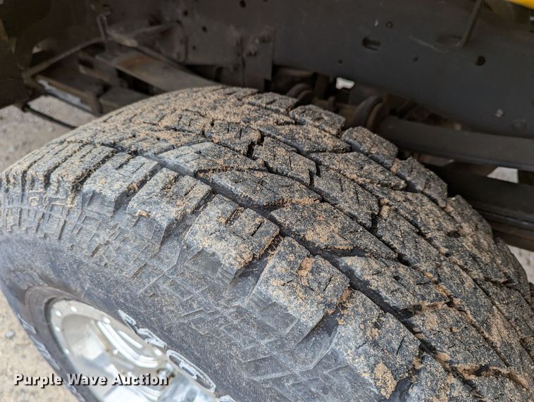 image for item LP9263 2016 Ford F350 Super Duty XL  utility bed pickup truck