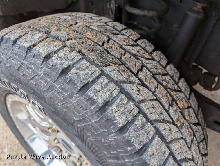 image for item LP9263 2016 Ford F350 Super Duty XL  utility bed pickup truck