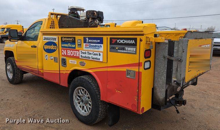 image for item LP9264 2017 Chevrolet Silverado 3500HD  utility bed pickup truck