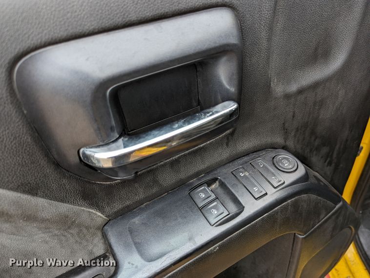 image for item LP9264 2017 Chevrolet Silverado 3500HD  utility bed pickup truck