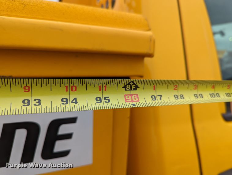 image for item LP9264 2017 Chevrolet Silverado 3500HD  utility bed pickup truck