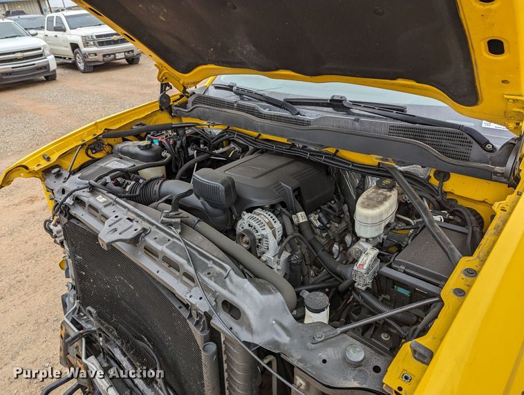 image for item LP9264 2017 Chevrolet Silverado 3500HD  utility bed pickup truck