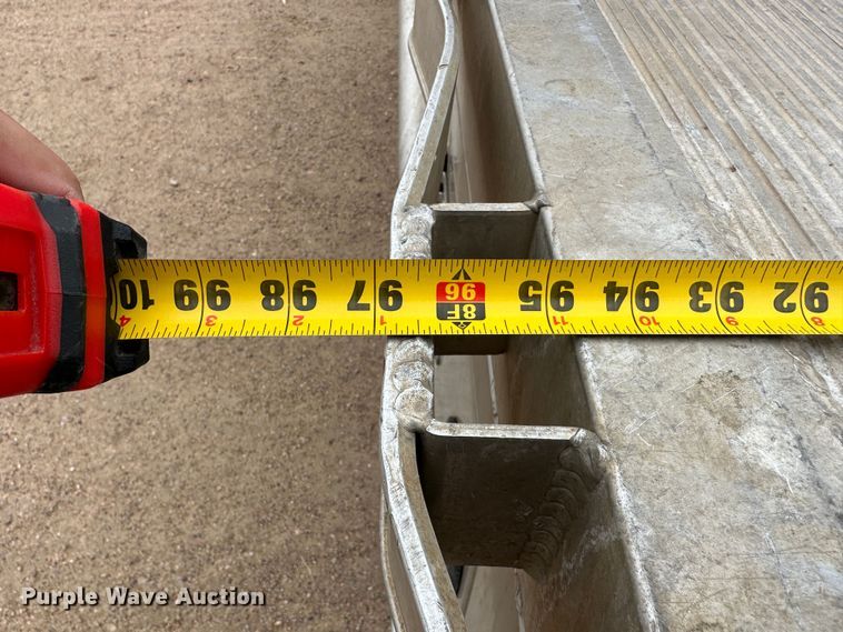 image for item LT9133 2018 Dodge Ram 3500  Crew Cab flatbed pickup truck