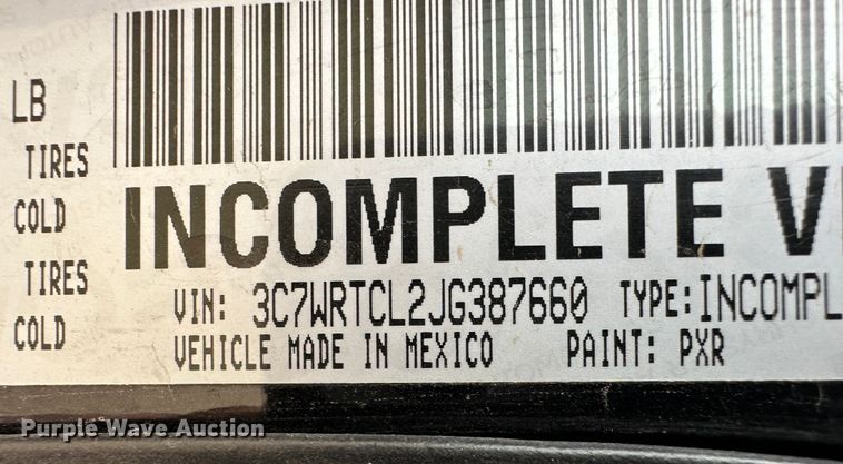 image for item LT9133 2018 Dodge Ram 3500  Crew Cab flatbed pickup truck