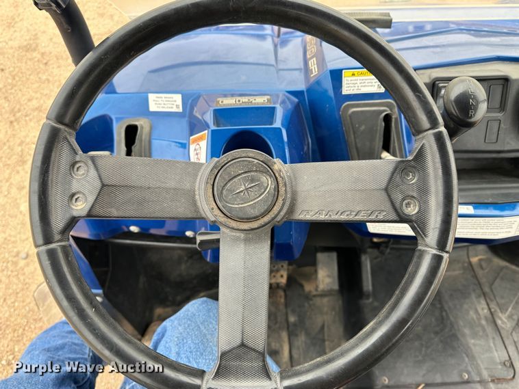 image for item LT9136 2013 Polaris Ranger Crew  utility vehicle