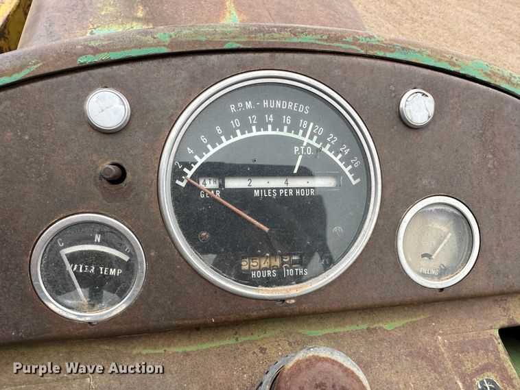 image for item LT9137 1961 John Deere 4010  tractor