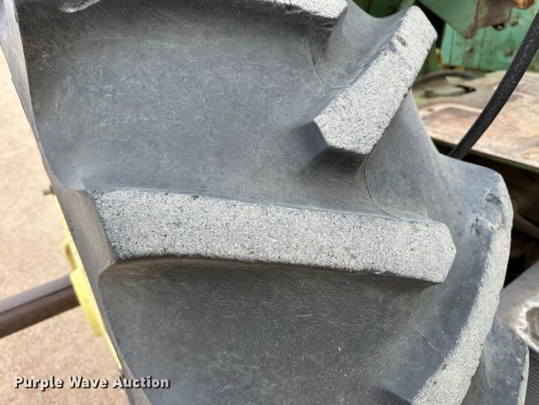 image for item LT9137 1961 John Deere 4010  tractor