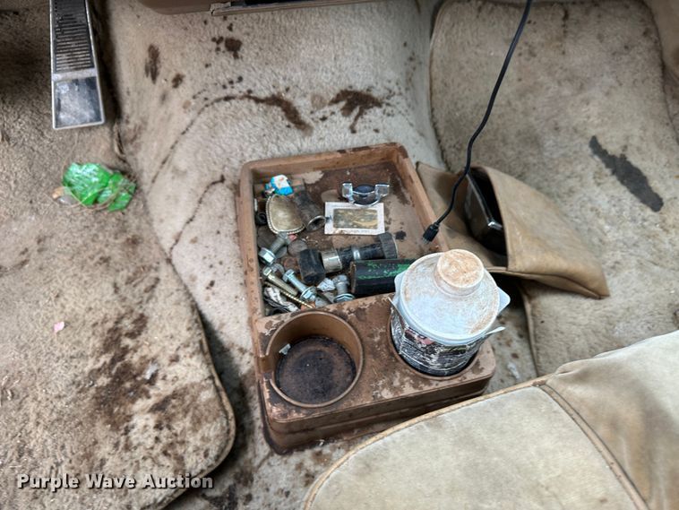 image for item LT9156 1985 Pontiac Parisienne