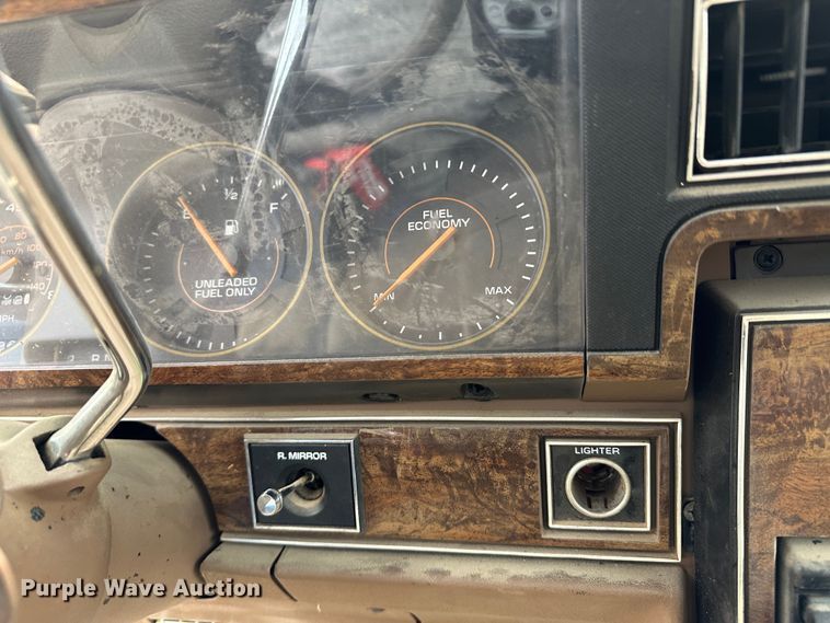 image for item LT9156 1985 Pontiac Parisienne