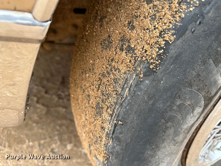 image for item LT9156 1985 Pontiac Parisienne