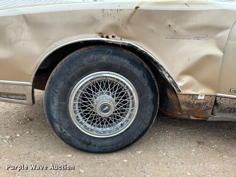 image for item LT9156 1985 Pontiac Parisienne