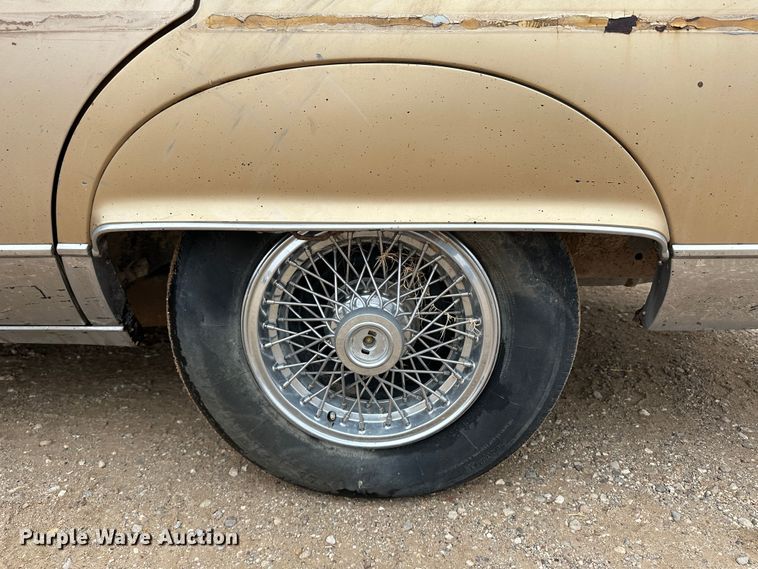 image for item LT9156 1985 Pontiac Parisienne