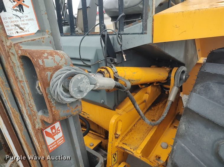 image for item LT9553 1996 JCB 930  forklift