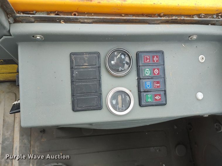 image for item LT9553 1996 JCB 930  forklift