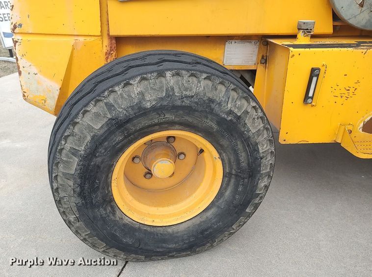 image for item LT9553 1996 JCB 930  forklift