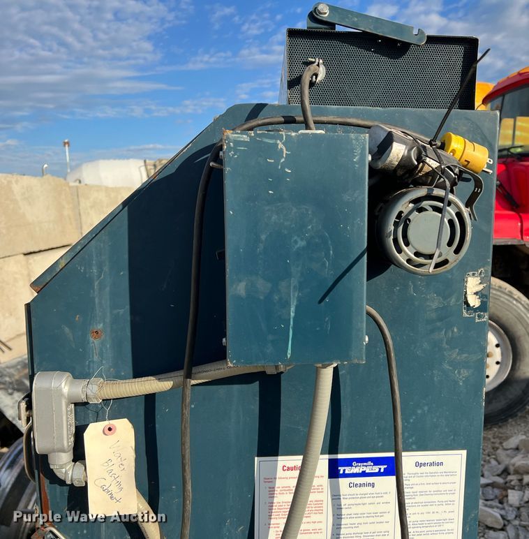 image for item LW9268 Graymills Tempest  sand blasting cabinet