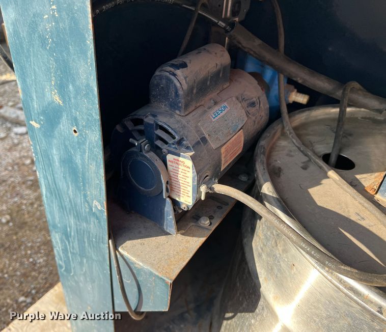 image for item LW9268 Graymills Tempest  sand blasting cabinet