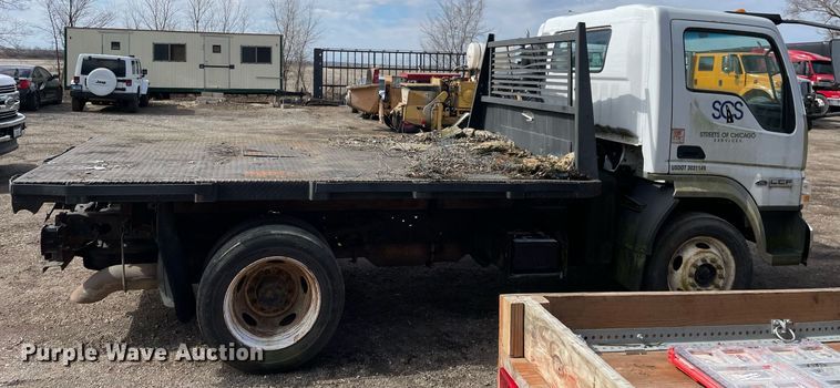 image for item MB9012 2008 Ford LCF  flatbed truck
