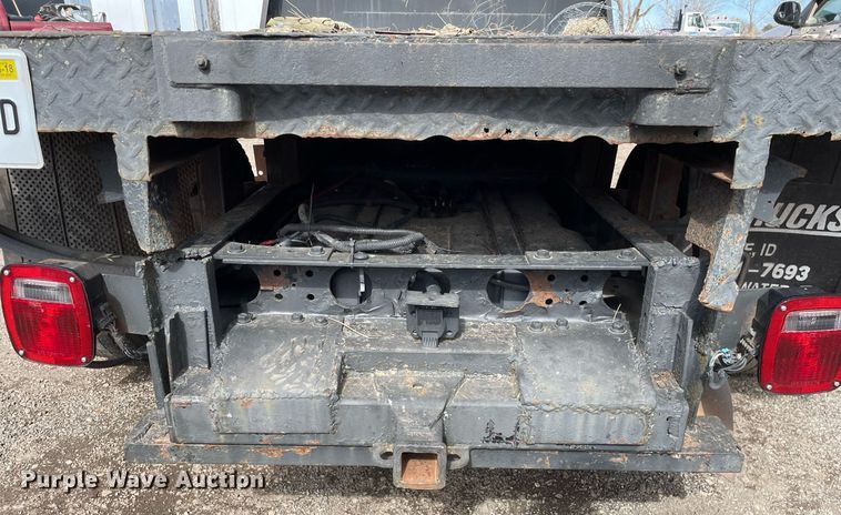 image for item MB9012 2008 Ford LCF  flatbed truck